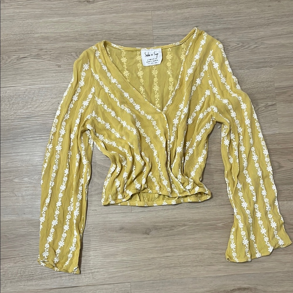 Sadie & Sage Yellow and White Ruched Wrap Blouse